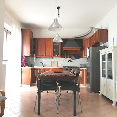 Casa Il Volo Apartment San Zeno di Montagna Luaran gambar